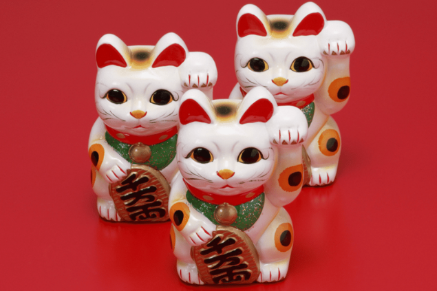 Porcelana do gato da sorte japonês
